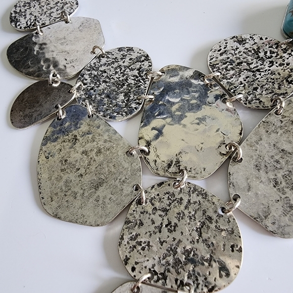 NEW Boho Western Turquoise Abstract Metal Statement Necklace - Picture 6 of 8